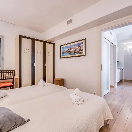 Lägenhet Cala Sultana-17 By Interhome